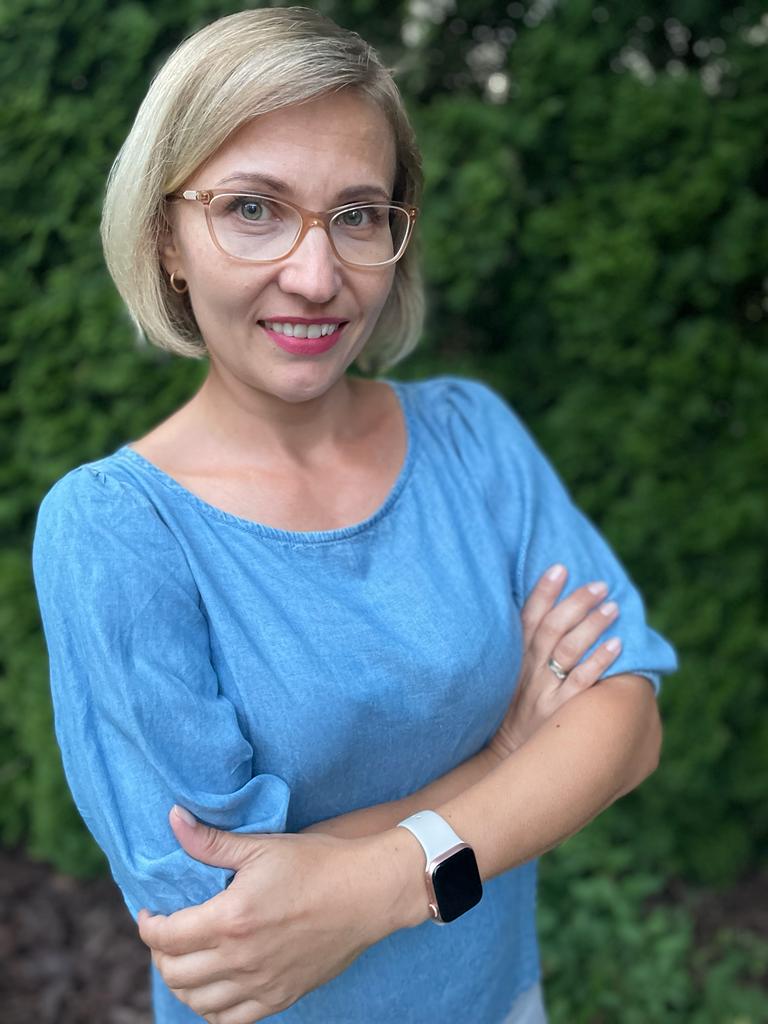 <strong>mgr Katarzyna Kowalczyk</strong> - logopeda, oligofrenopedagog, Certyfikowany Terapeuta  Elektrostymulacji Logopedycznej